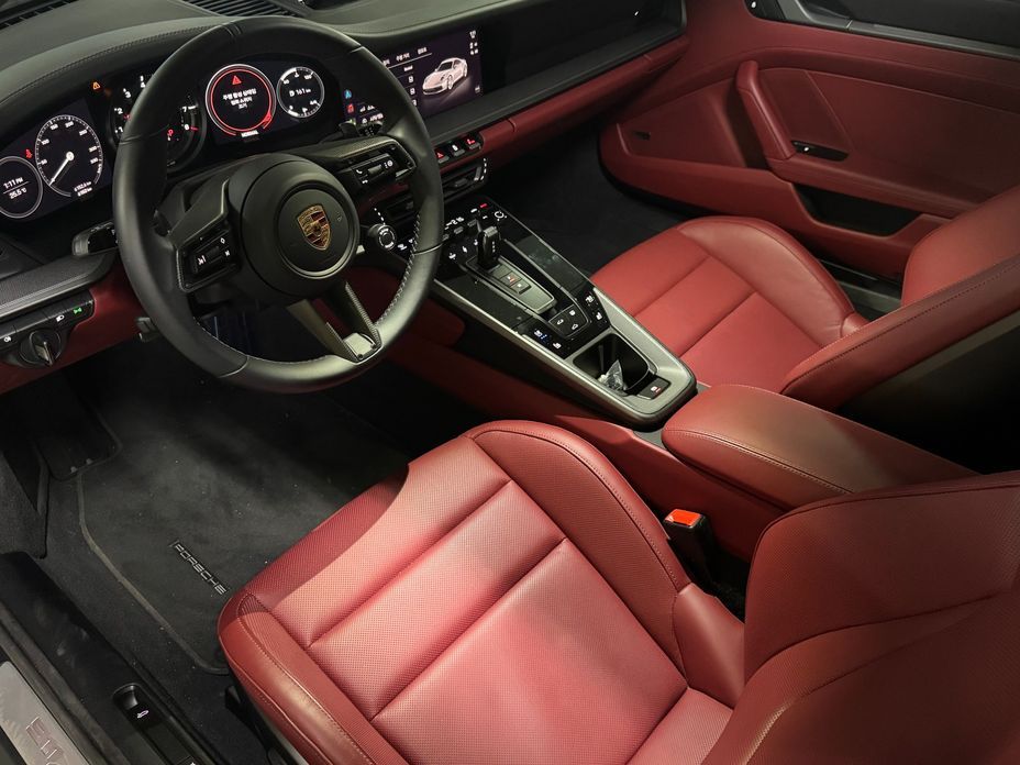 Porsche 911 2024