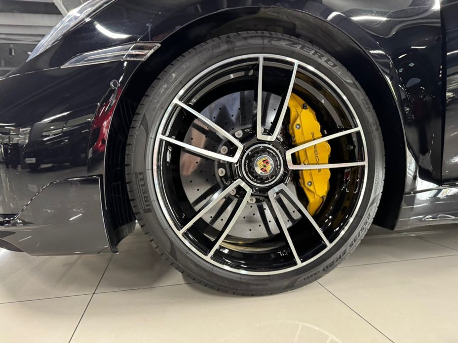 Porsche 911 2023
