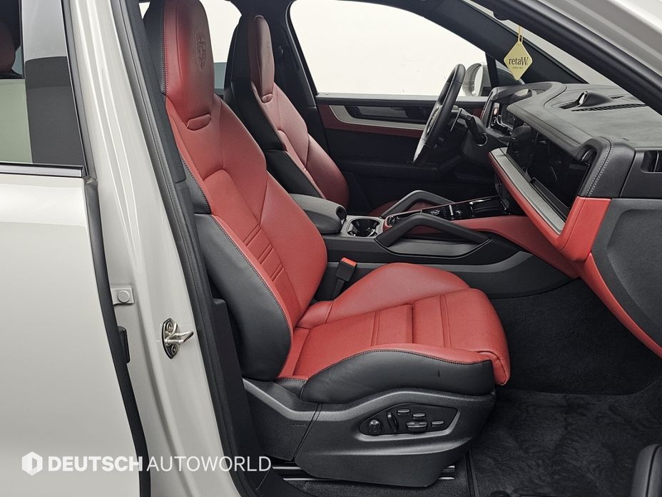 Porsche Cayenne 2024