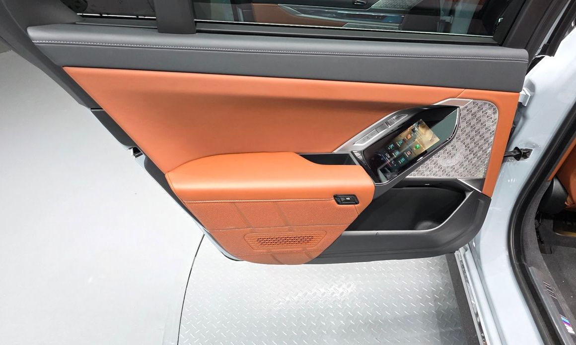 BMW i7 2023