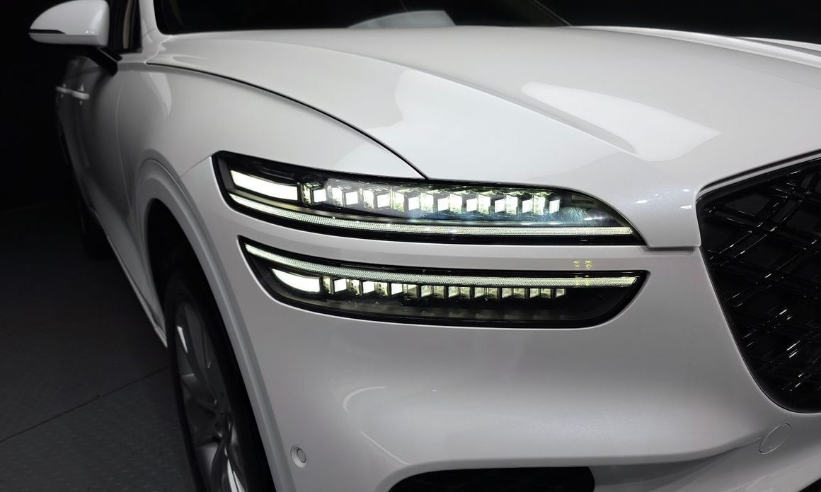 Genesis GV70 2025
