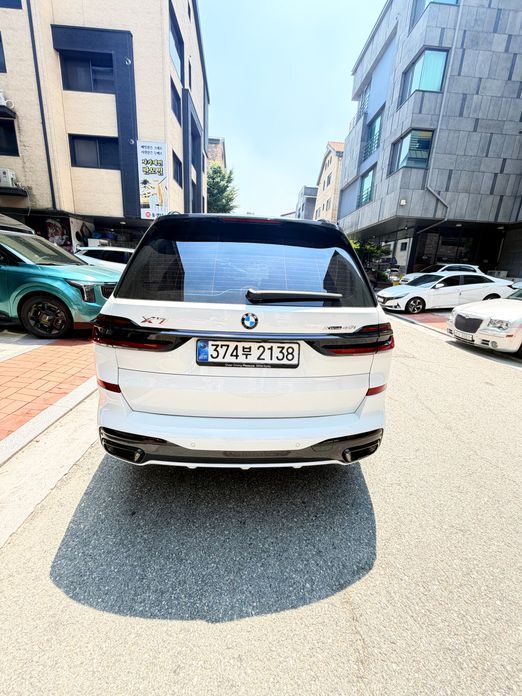 BMW X7 2025