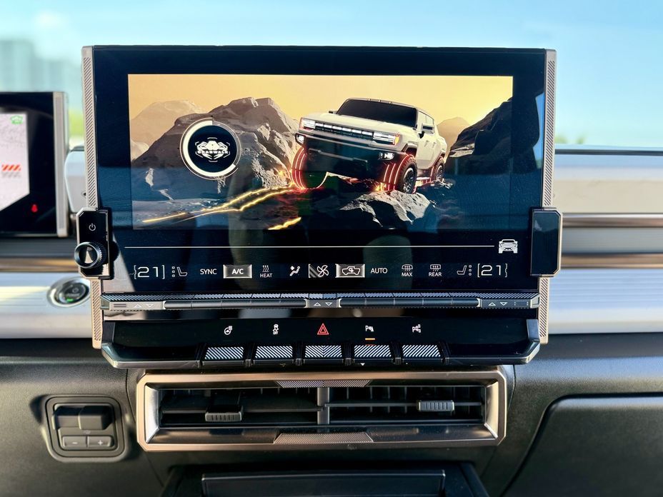 GMC Hummer EV 2024