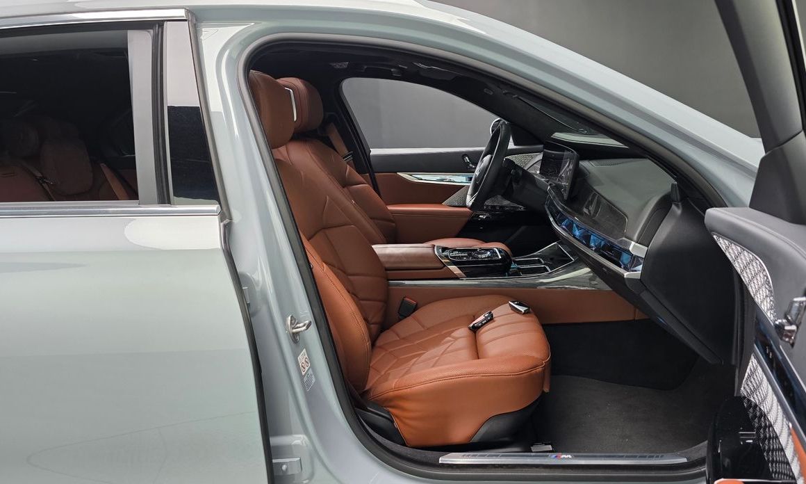 BMW i7 2023
