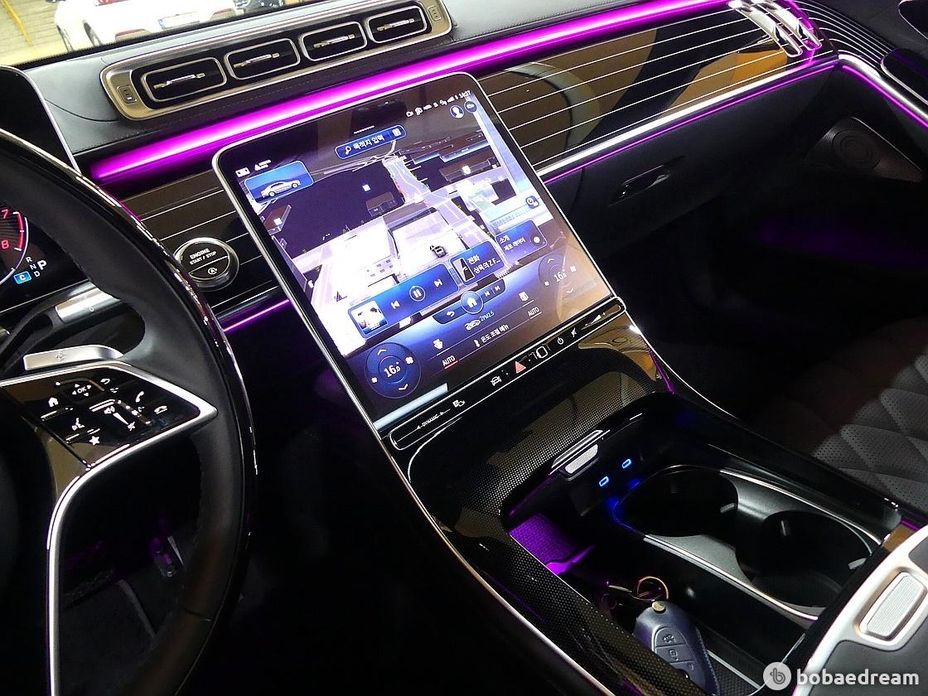 Mercedes-Benz S-Class 2023