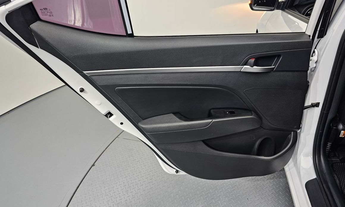 Hyundai AVANTE 2020