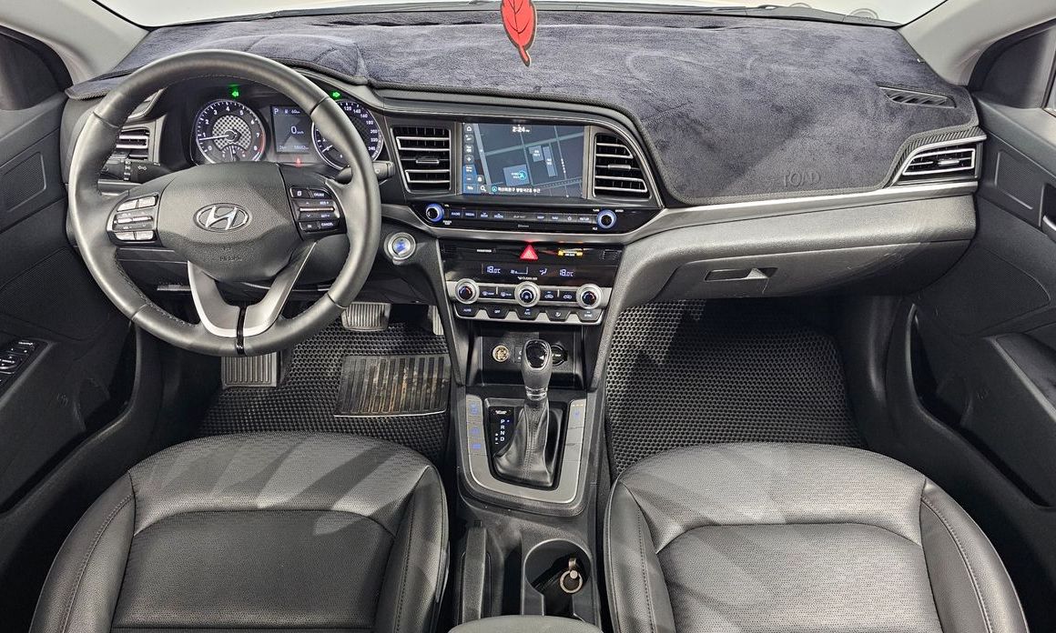 Hyundai AVANTE 2020