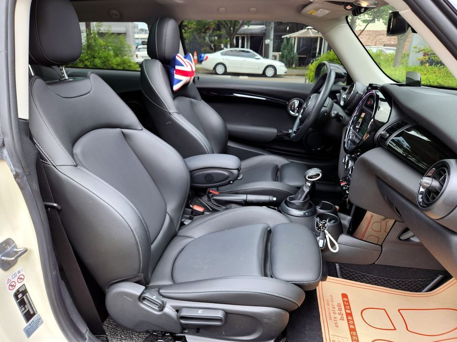 Mini Cooper 2019
