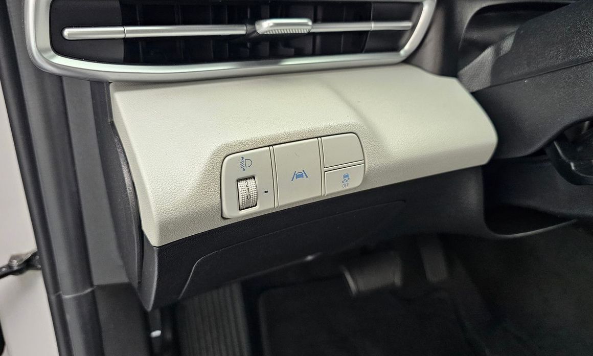 Hyundai AVANTE 2021
