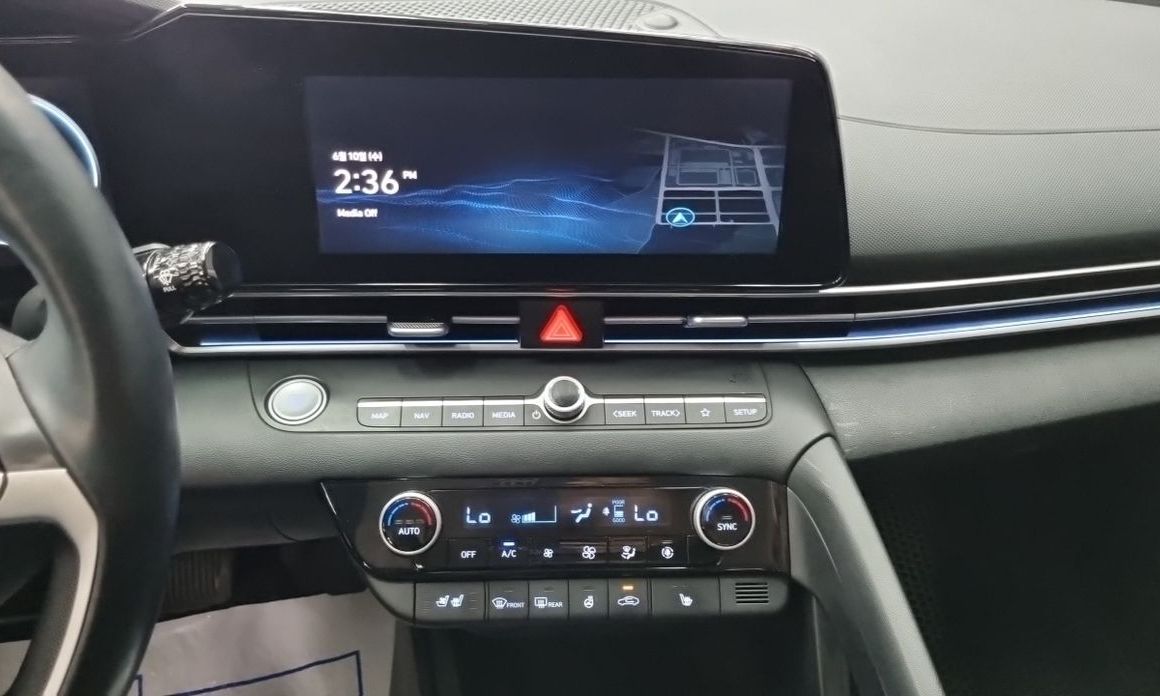 Hyundai AVANTE 2021