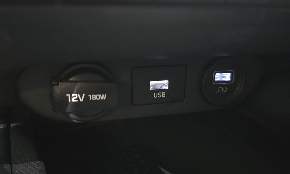 Hyundai AVANTE 2021