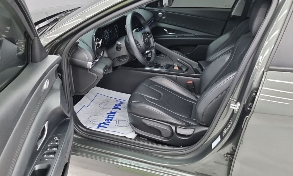 Hyundai AVANTE 2021