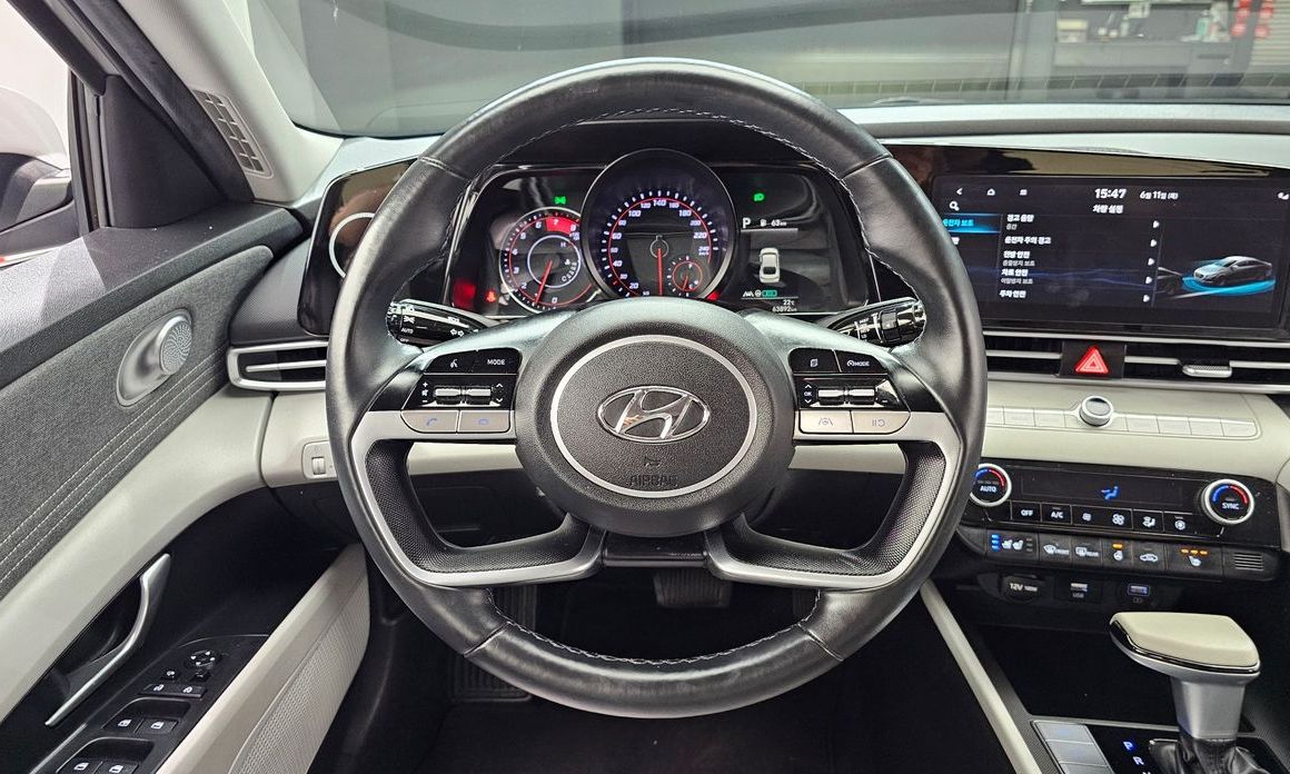 Hyundai AVANTE 2021