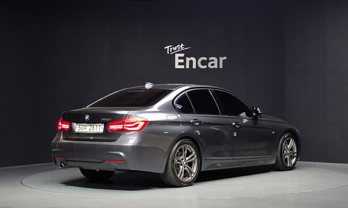 BMW 3-Series 2017