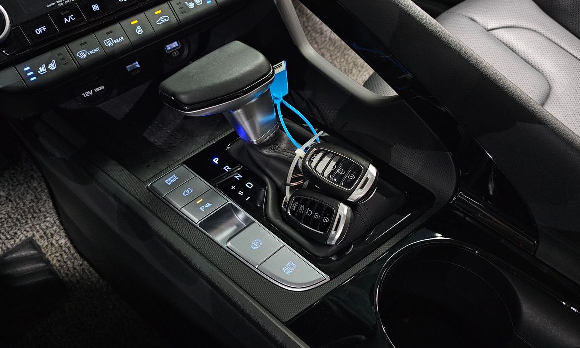Hyundai AVANTE 2021