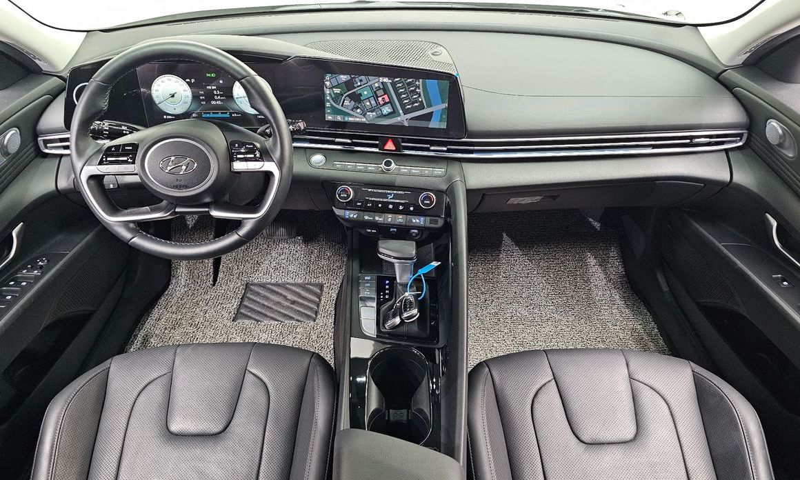 Hyundai AVANTE 2021
