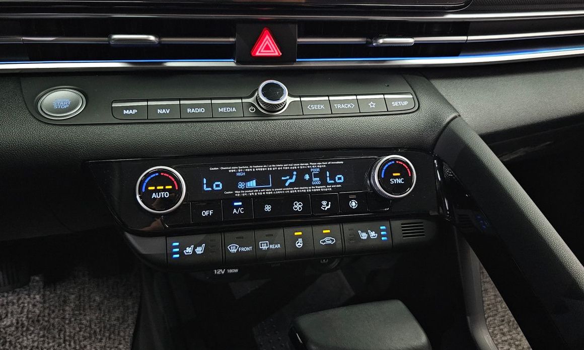 Hyundai AVANTE 2021