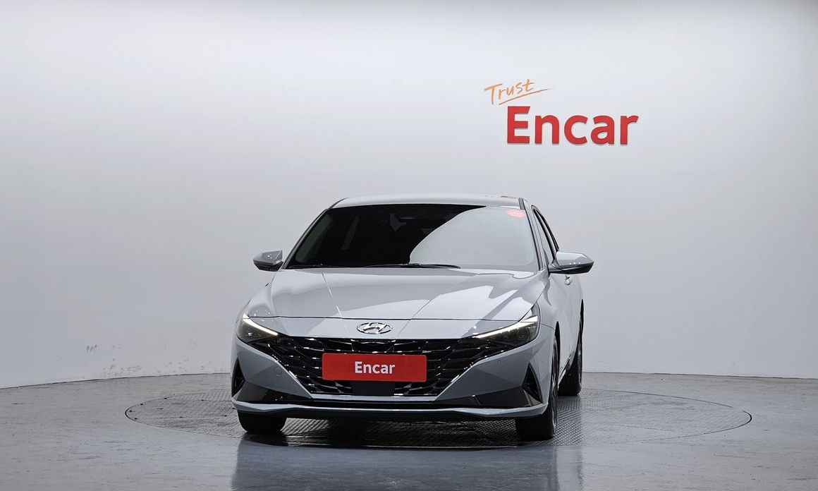 Hyundai AVANTE 2021