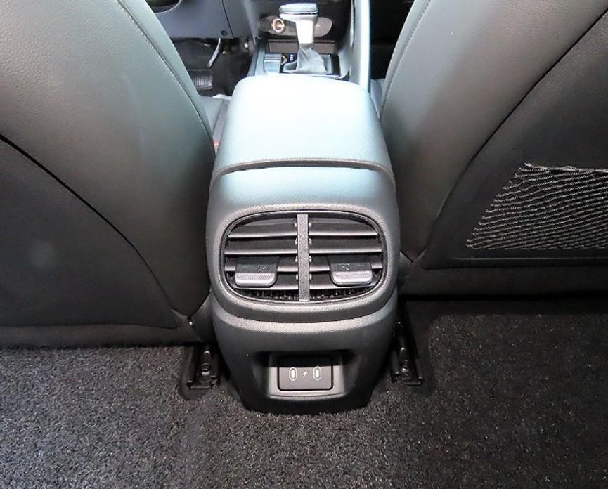 Hyundai AVANTE 2025