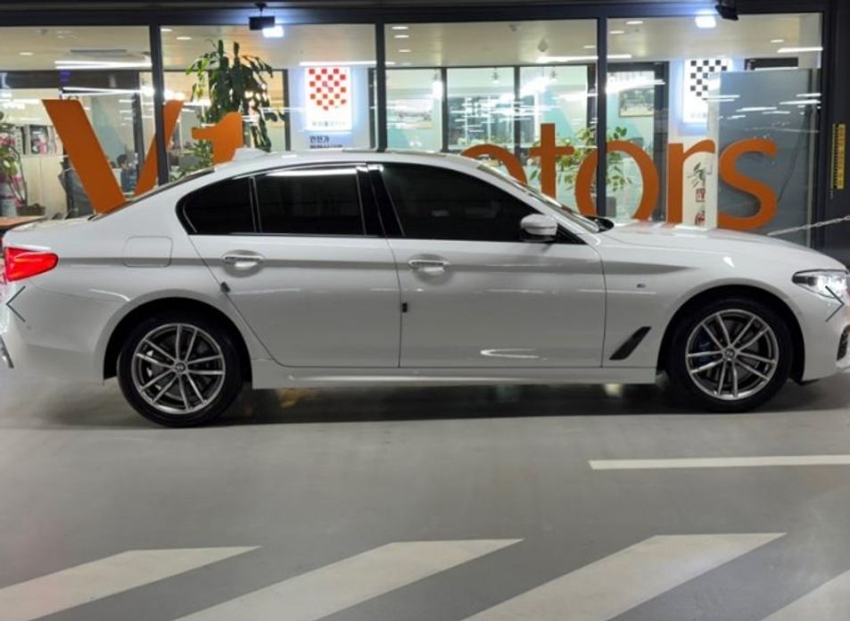 BMW 5-Series 2017