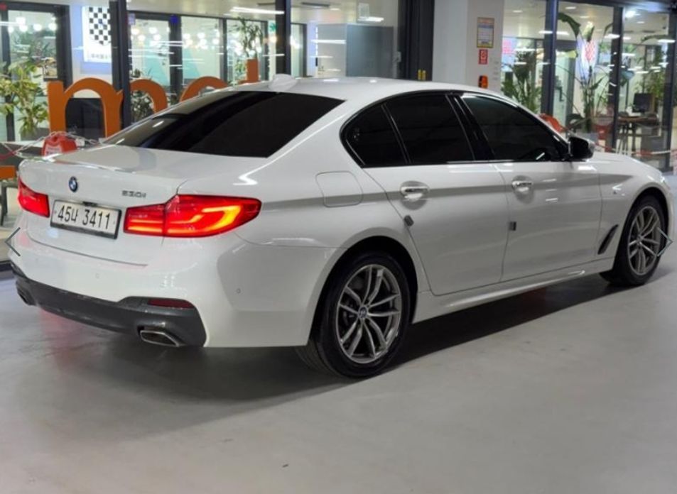 BMW 5-Series 2017