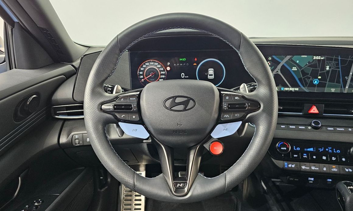 Hyundai AVANTE 2025