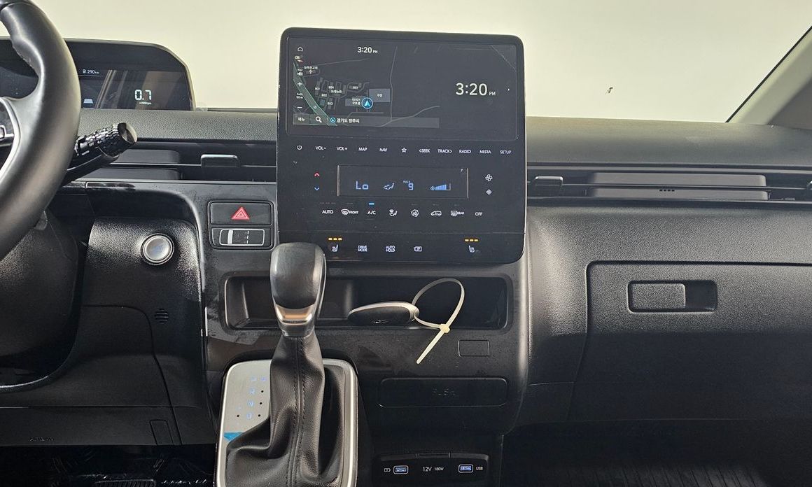 Hyundai Staria 2023