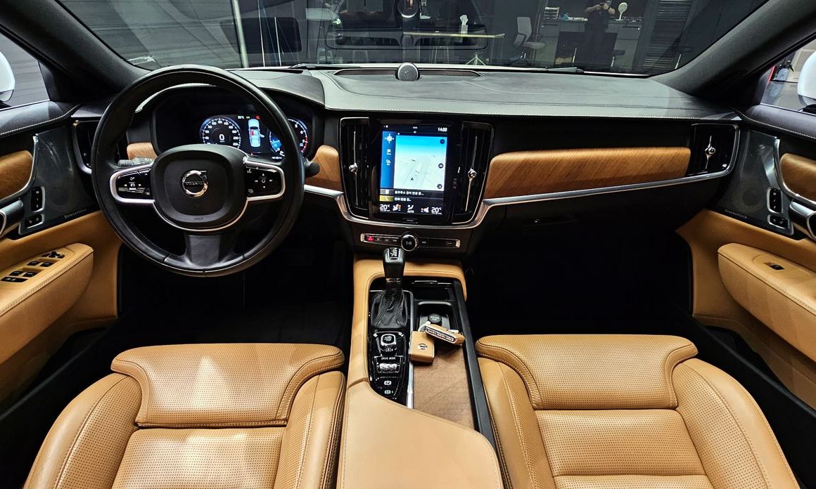 Volvo S90 2019