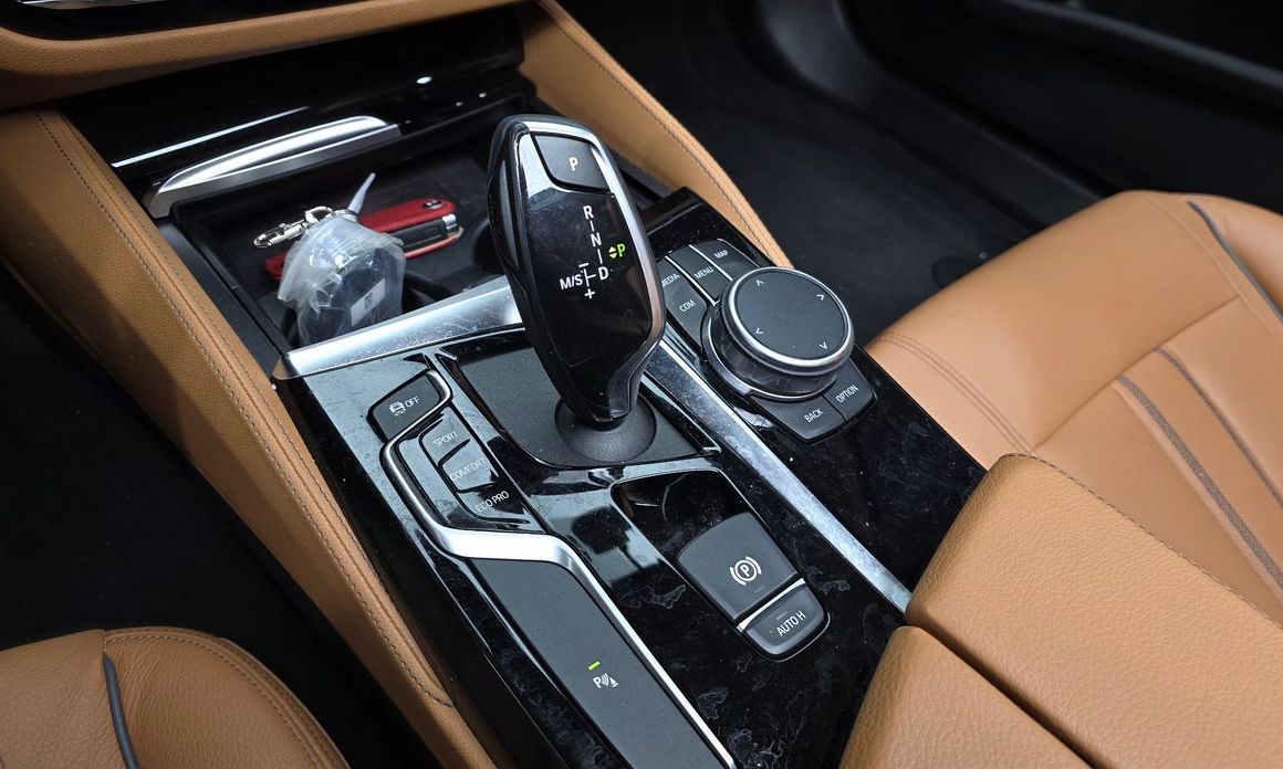 BMW 5-Series 2019