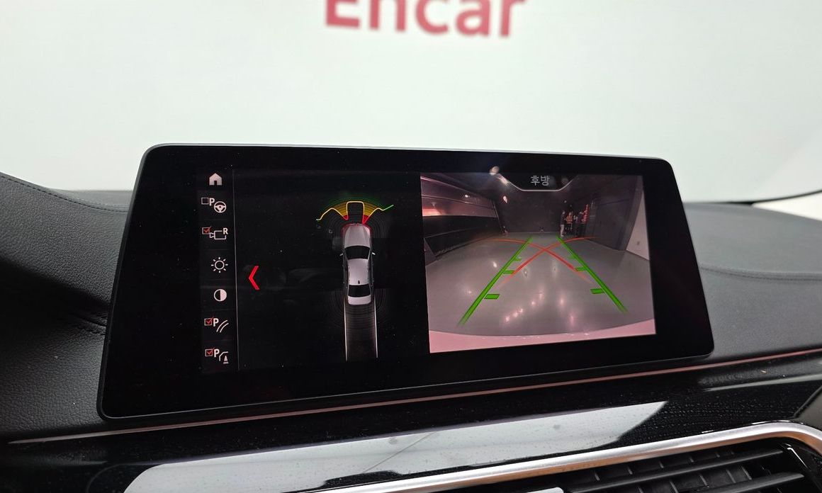 BMW 5-Series 2019