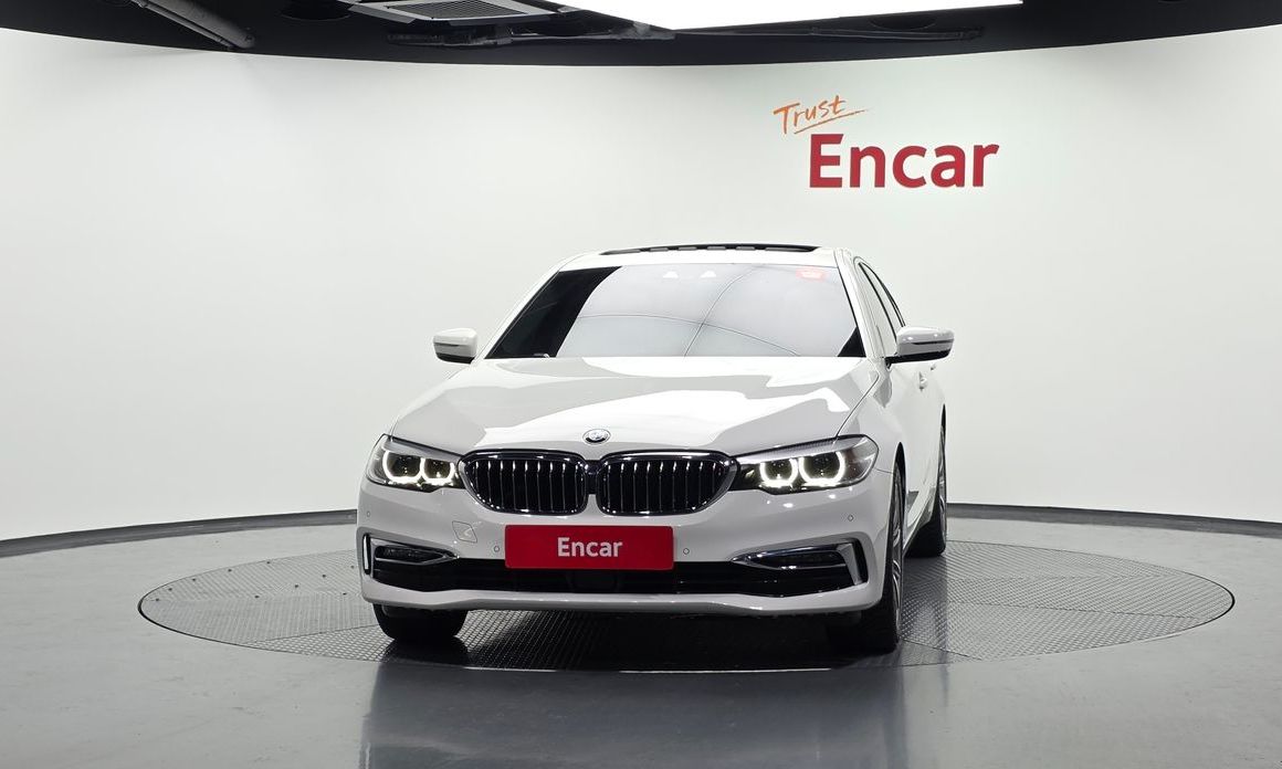 BMW 5-Series 2019