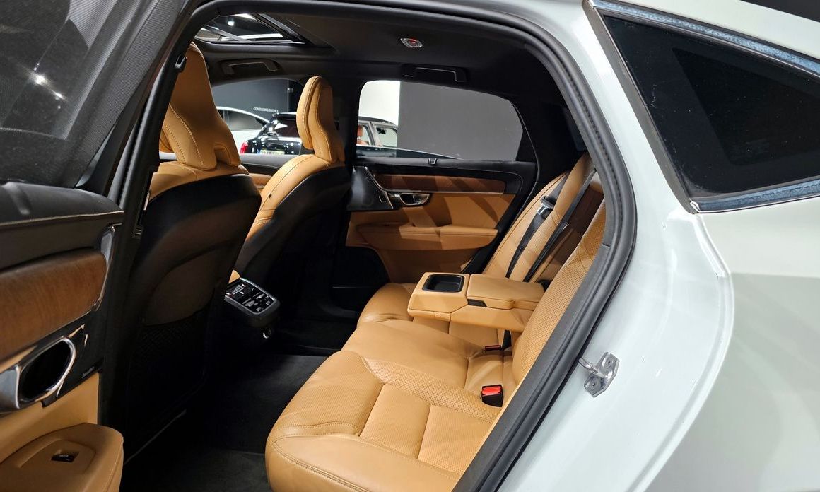 Volvo S90 2019