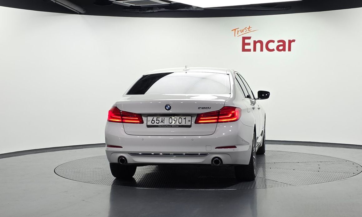 BMW 5-Series 2019