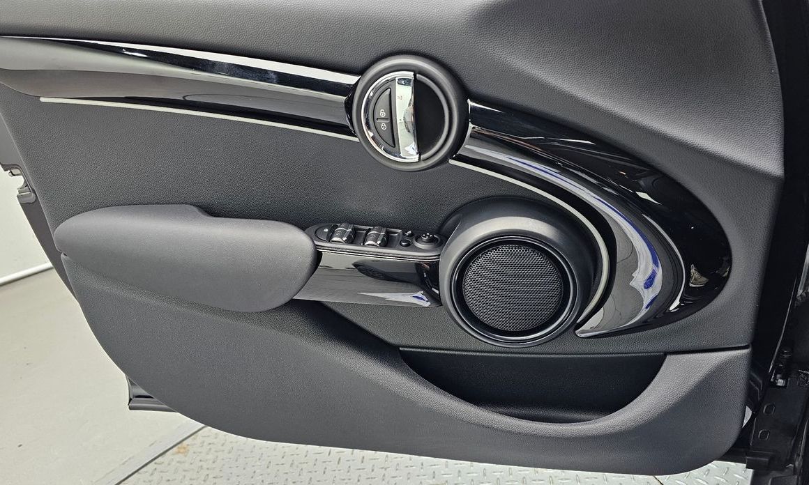 Mini Cooper 2024