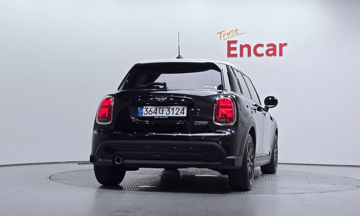 Mini Cooper 2024