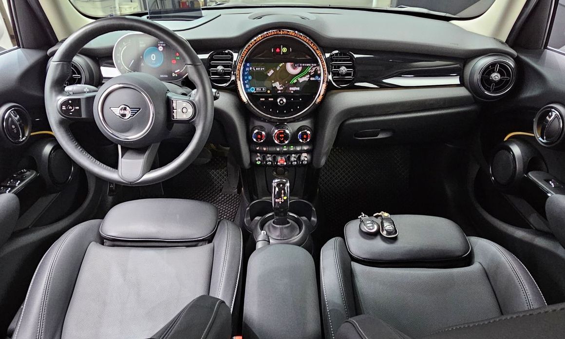 Mini Cooper 2024