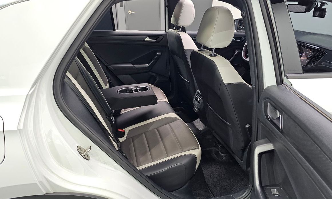 Volkswagen T-Roc 2021