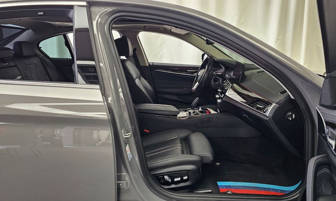BMW 5-Series 2022