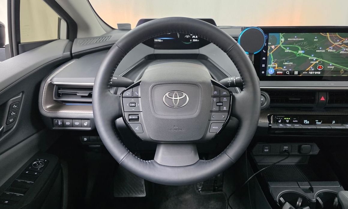 Toyota Prius 2024