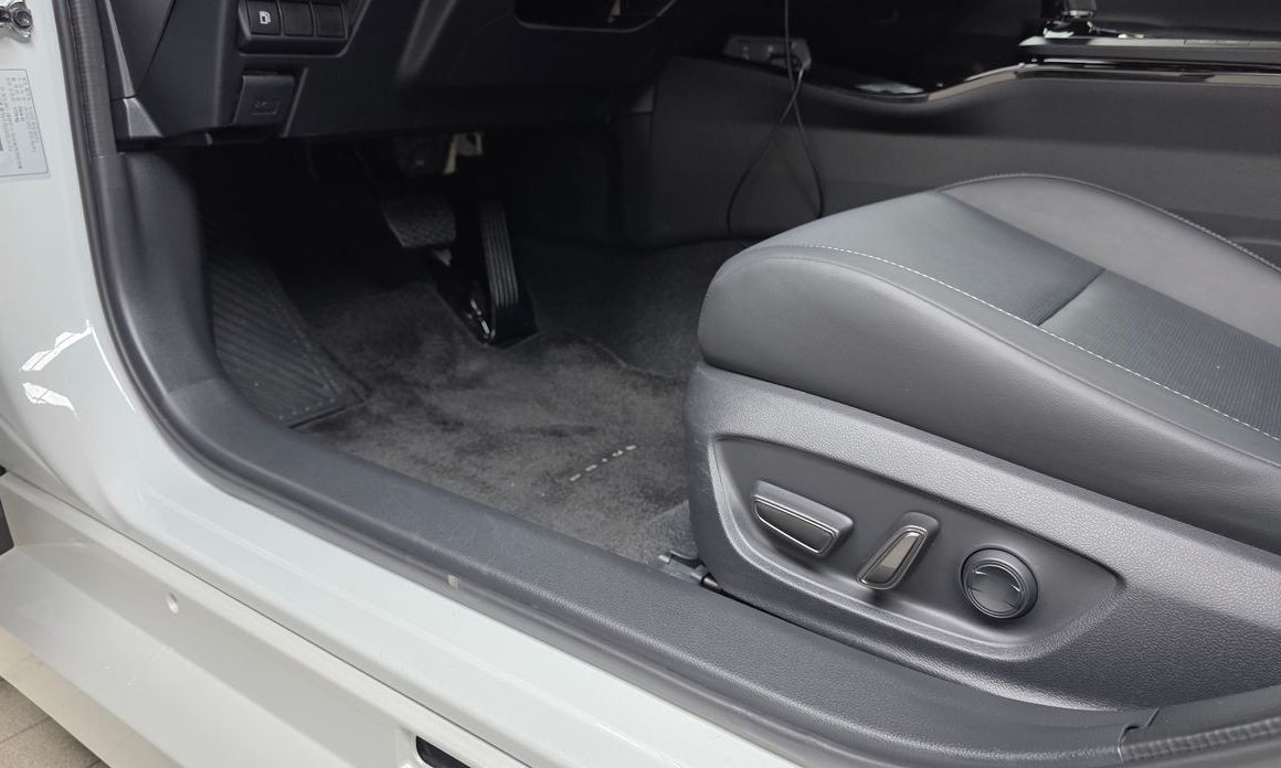 Toyota Prius 2024