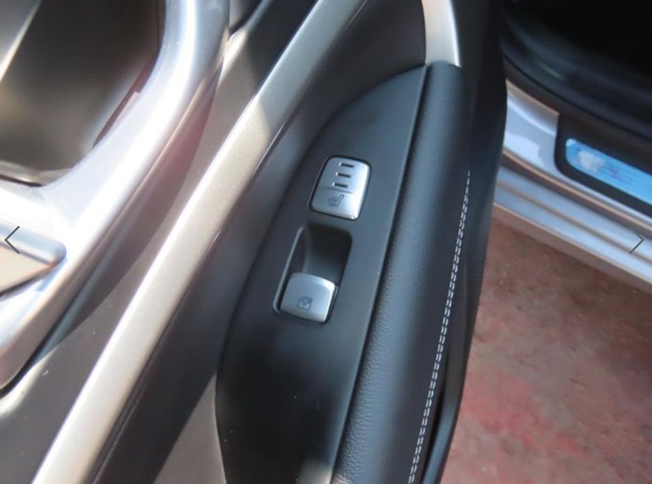 Genesis G70 2024