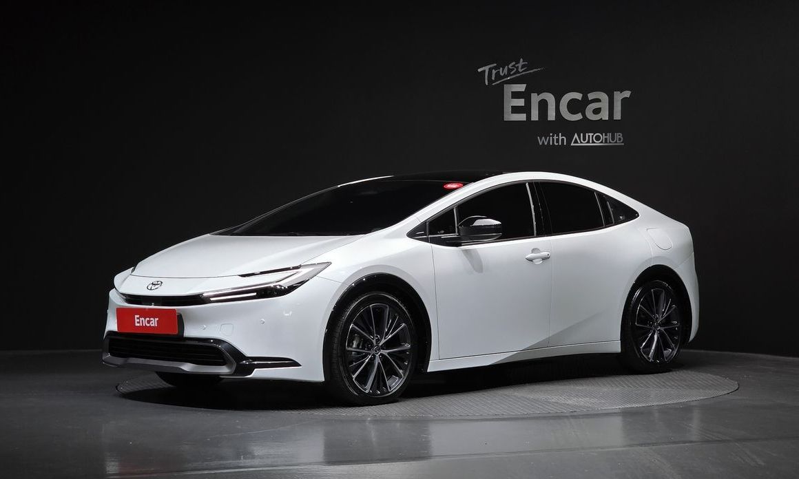 Toyota Prius 2024