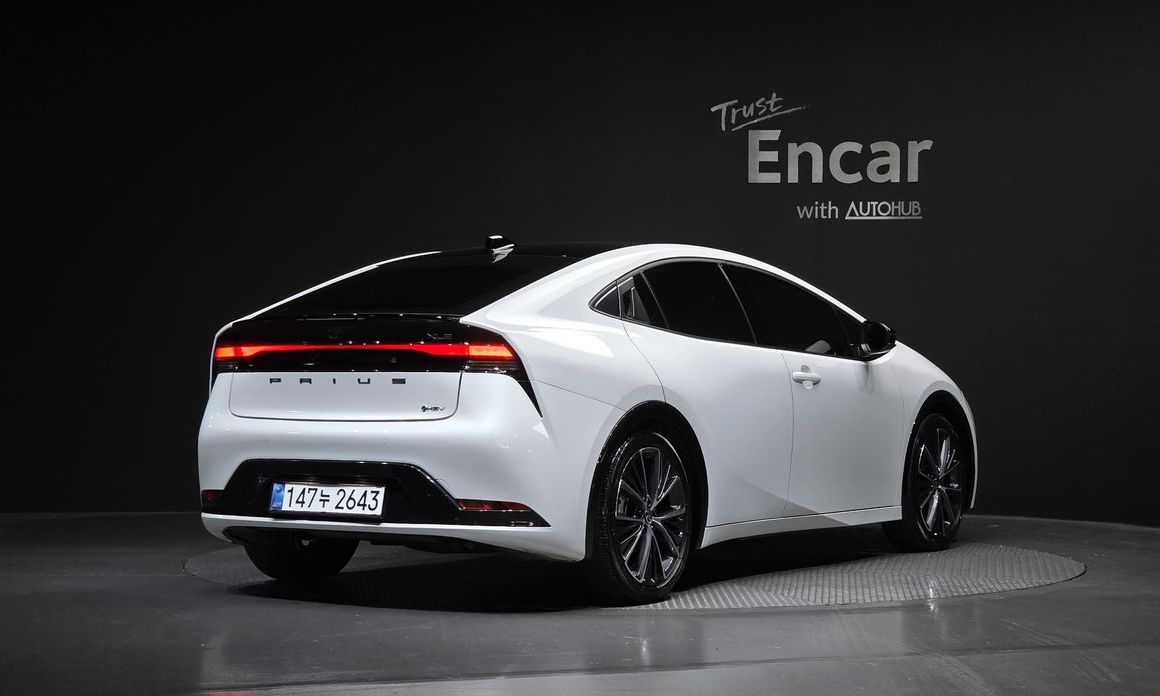 Toyota Prius 2024