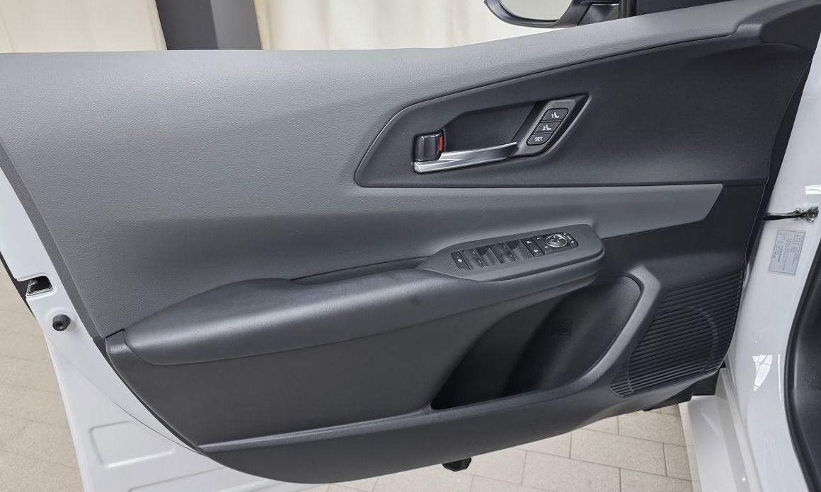 Toyota Prius 2024