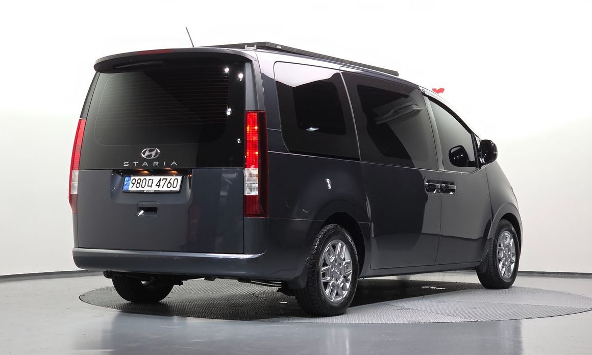 Hyundai Staria 2022