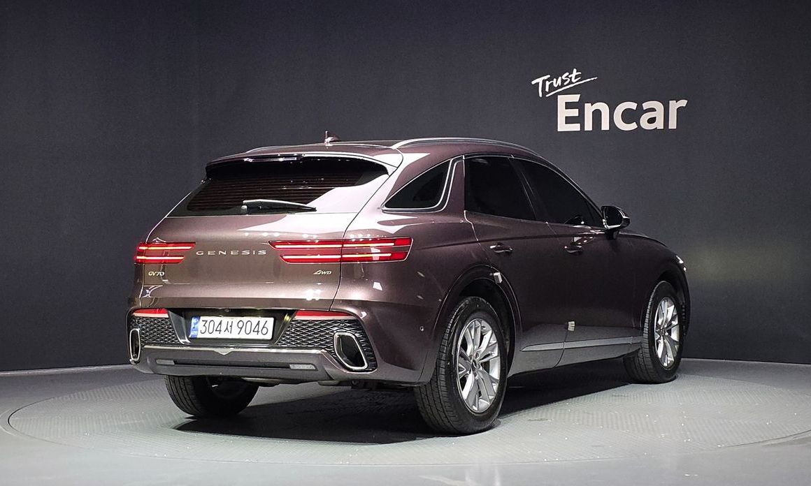 Genesis GV70 2023