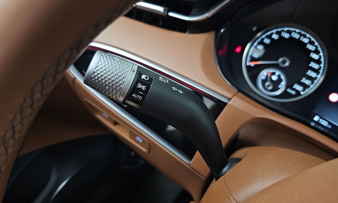 Genesis GV70 2023