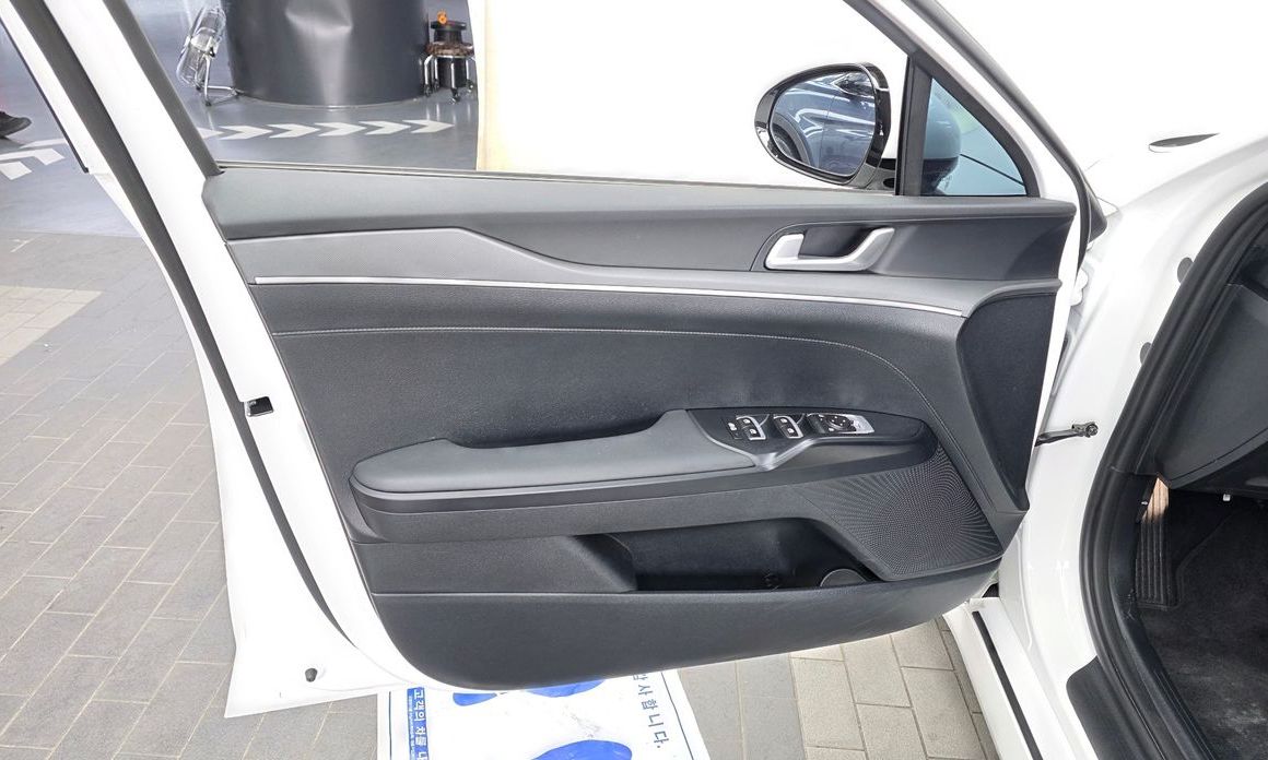Kia K5 2025