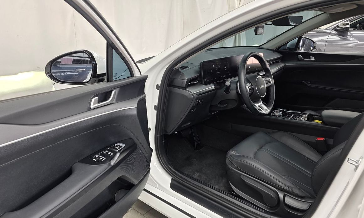 Kia K5 2025