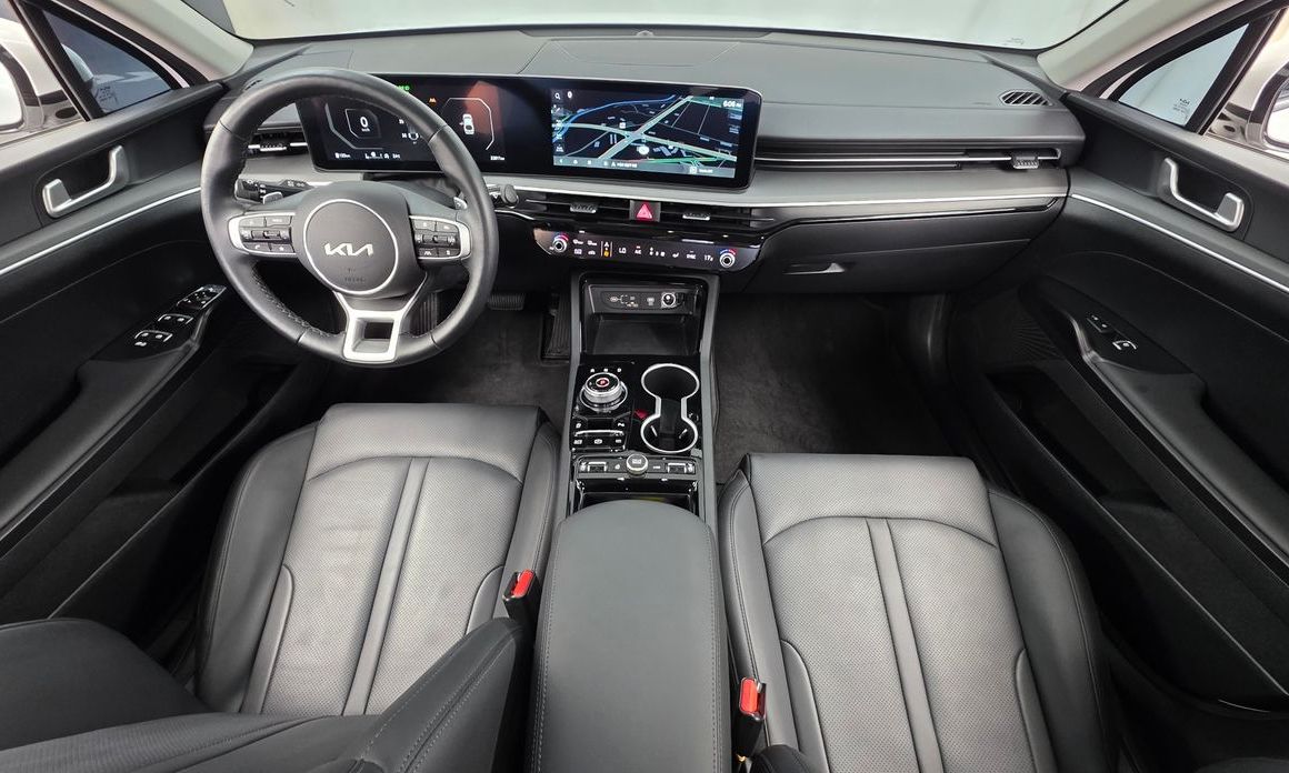 Kia K5 2025